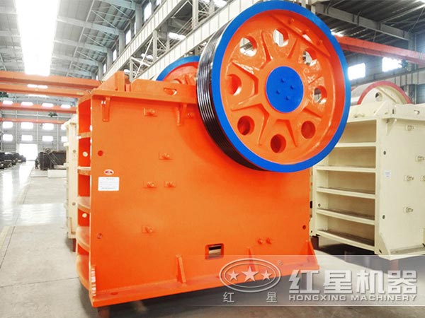 顎式破碎機(jī)車(chē)間