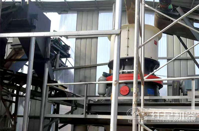 圓錐式破碎機(jī)