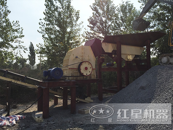 山東青島青石破碎現場圖