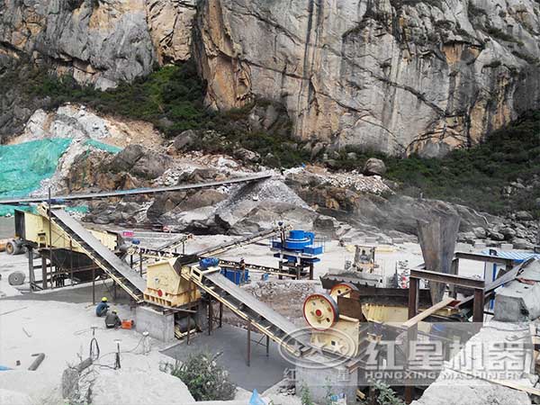 碎石廠制砂生產線作業現場