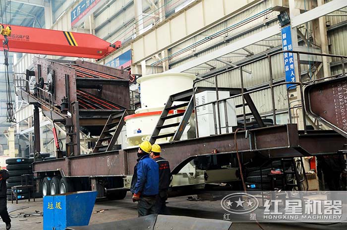 紅星移動式花崗巖制砂機生產車間