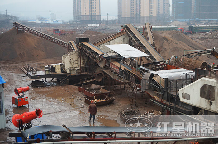 不擾民無污染的移動石子破碎機作業現場