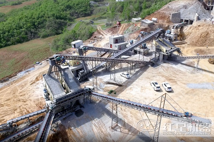 花崗巖制砂機加工現場