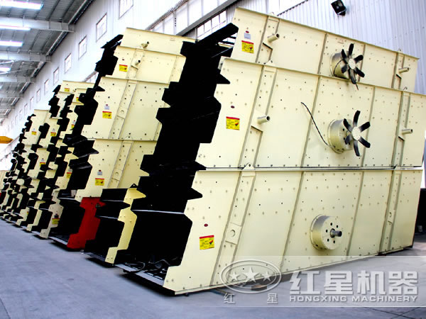 振動篩生產車間