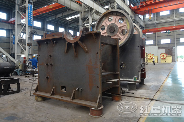 石灰破碎機專業加工車間