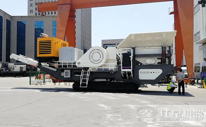 客戶到廠考察移動碎石粉砂機設備