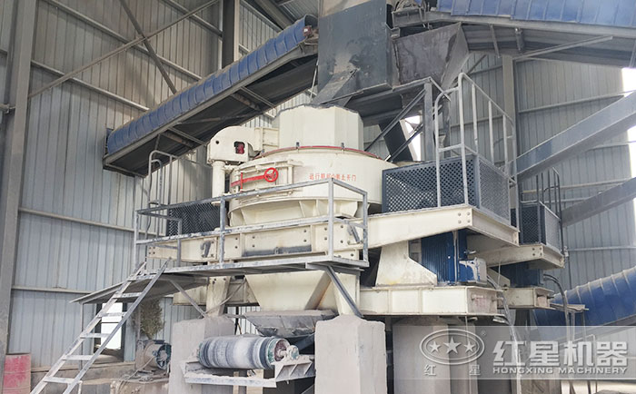 紅星禹州用戶的室內(nèi)機(jī)制砂加工現(xiàn)場(chǎng)