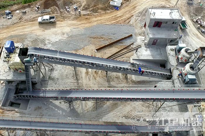 時產200噸的砂石生產現場