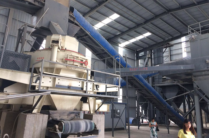 紅星大型設備生產車間