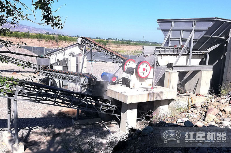 日產(chǎn)500噸的破碎生產(chǎn)現(xiàn)場(chǎng)