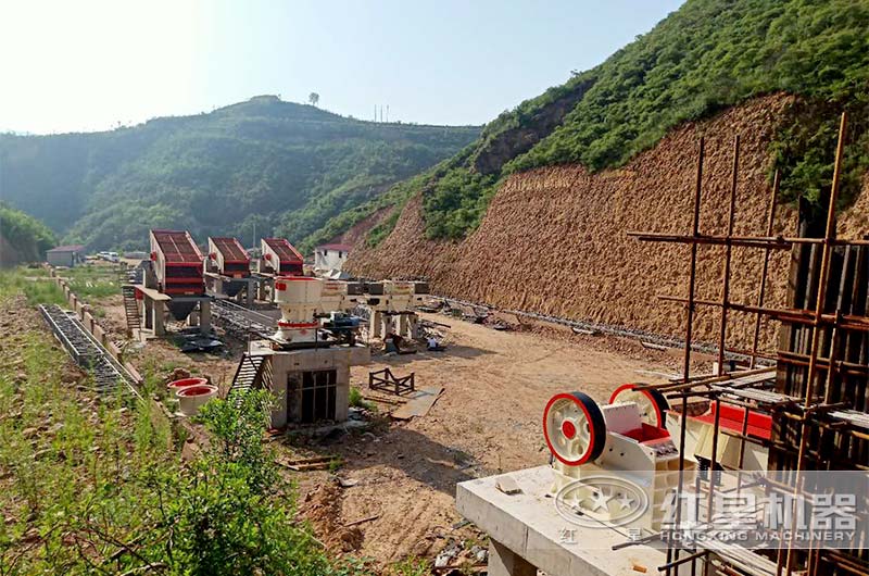 新開辦的石子廠現場