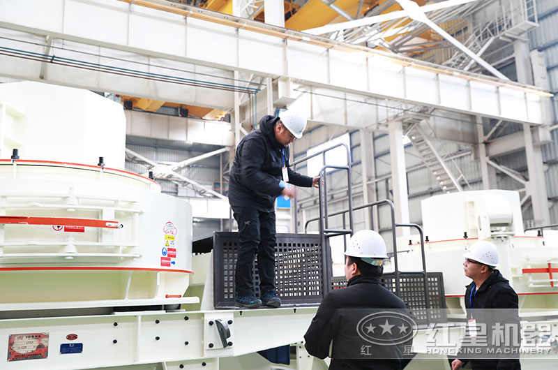 紅星制砂設備廠家發貨現場