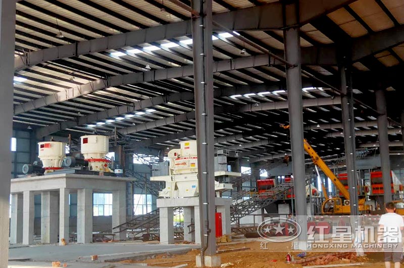 單缸圓錐破碎機(jī)應(yīng)用現(xiàn)場