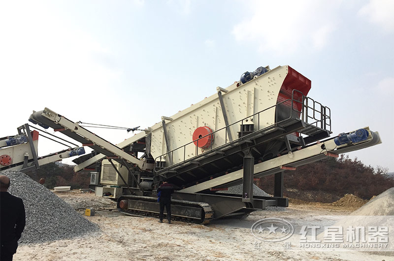 移動(dòng)式建筑垃圾混凝土制砂機(jī)生產(chǎn)現(xiàn)場