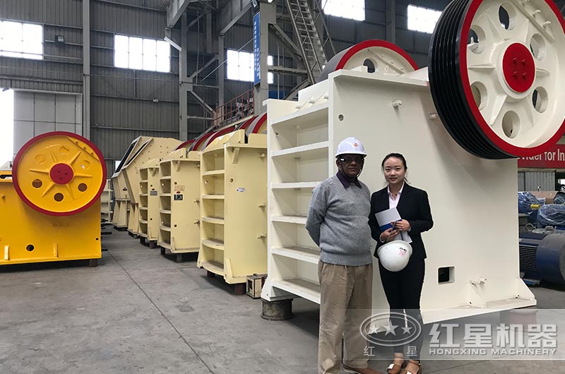 用固定式水泥混凝土破碎機解決燃眉之急